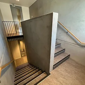 Floor Luxury W Sunny Balcony , Christchurch New Zealand